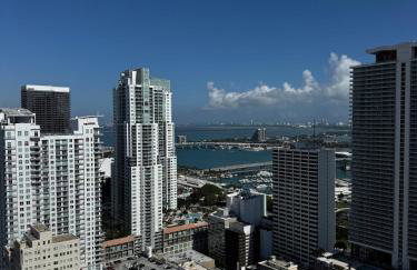High Floor Pool Gym Brickell - Foto 19