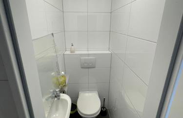Moderne Zimmer in Köln Lindenthal - Photo 11