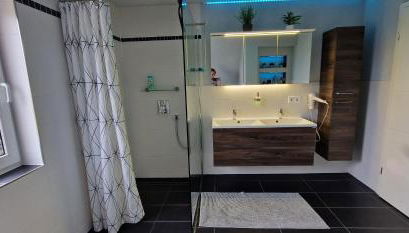 Ferienwohnung mit super Anbindung - Foto 2, Shower