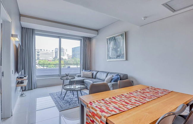 Luxury 1 Bed Apartment at The Capital on the Park - Photo 10