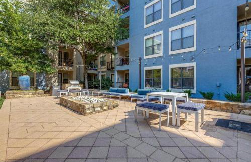 Brighthaven Frisco Retreat with Pool & EV Parking - Photo 31