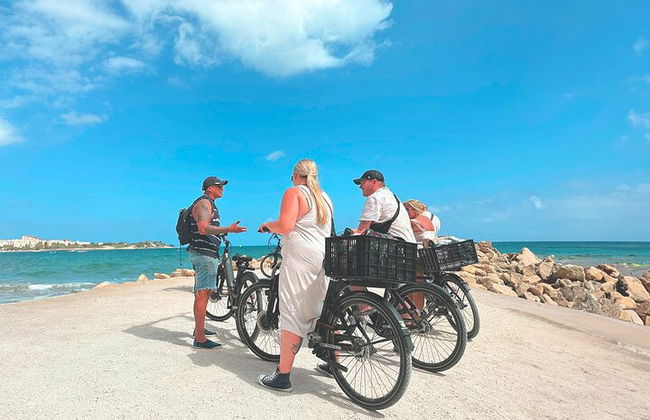 Excursão pela costa de bicicleta elétrica em Alicante com lago de peixes Román e mergulho com snorkel - Foto 2