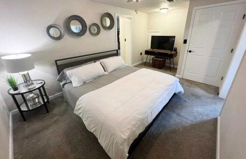 On the Rocks - A Modern Home with Decks and Views - Foto 19