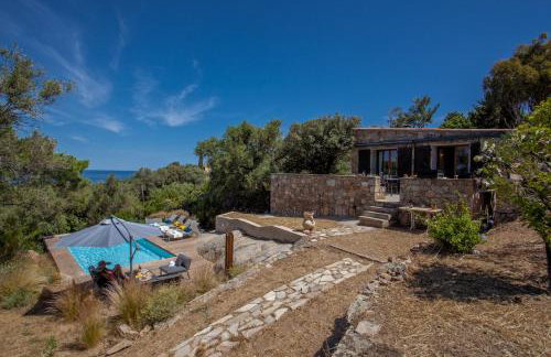 Villa bodri, maison en pierre avec vue mer et piscine chauffée - Foto 15