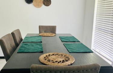 The Greenhouse Effect - Foto 4