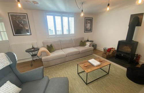 Kinnoull House near Stornoway Hot-Tub Sauna Pet Friendly - Photo 30