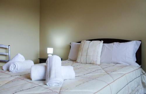 Waterfall House - Photo 18