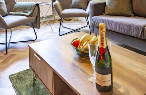 Modern 2-Bed Home with Free Parking Near Peak District - Foto 22