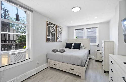 New and Beautiful 2BR Apt in Prime Spot 20 Min to NYC - Foto 4