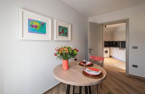 Boutique Saline Apartments - Blue - Photo 26