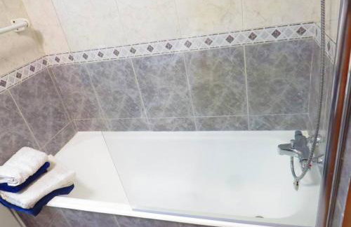 Elegant Villa in Porto with Pool & Jacuzzi - Foto 8