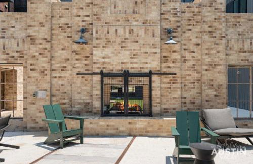 Pool Boxing Gym and Live Music Drinks 2BR 2BA S Austin Condo By Austin Vacay - Foto 46