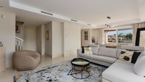 Luxury Beachfront Penthouse Marbella - heated pool & seaviews - Photo 4