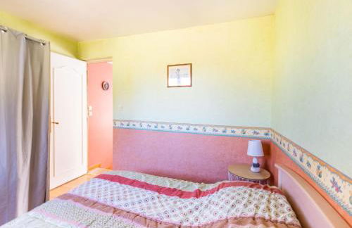 Charming Home with Orchard - Foto 14