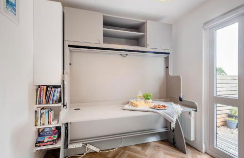 The May Tree - Foto 12