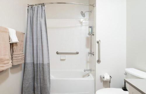 Central 1-BR Condo Assembly Row Gym & Pool Sleep 5 - Photo 42