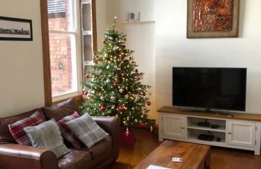 Beautiful Grade II listed apartment. - Photo 30