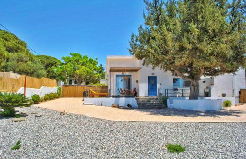 Alexandra's Sea Front Villa - Foto 36