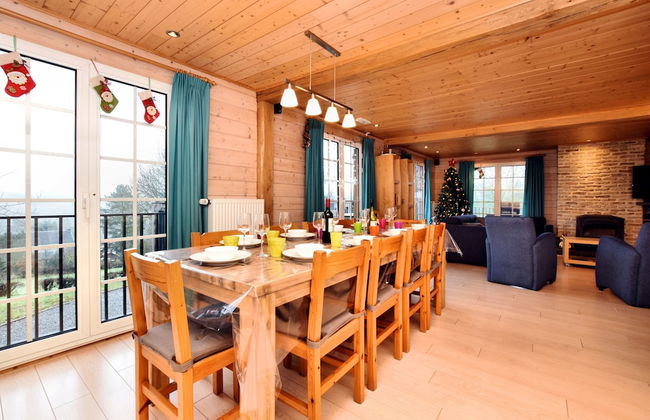 Cozy & Luxurious Chalet with Sauna, Hot Tub, Large Garden, Covered Terrace - Foto 31