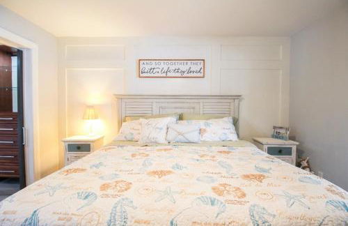 Chic 3 BR Private Pool Home in Lehigh Acres - Foto 16