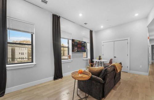 4BR Duplex, Prime Location - Foto 11