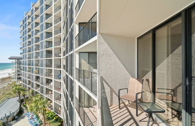 Edgewater Tower 2 Unit 505 - Foto 29