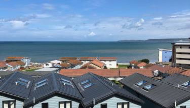 Westward Ho! Oceanview Getaway with Parking - Foto 1