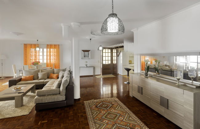 Top Floor With three Balconies - Foto 9