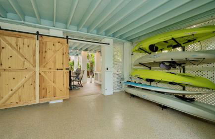 Baypoint Oasis by Last Key Realty - Photo 35