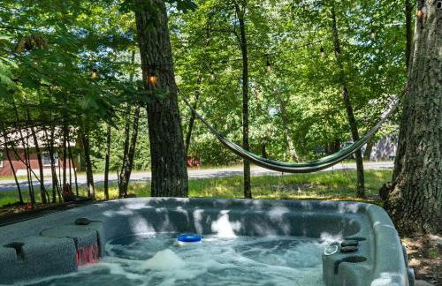 The Black Forest Chalet - Hot Tub, Hiking, Kayak - Foto 21