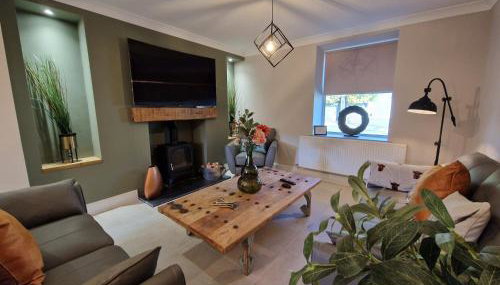 Stylish and Modern 7 Bedroom house near Brecon Beacons - Foto 4