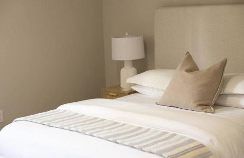 Refreshing Ranch Style Home - Photo 9