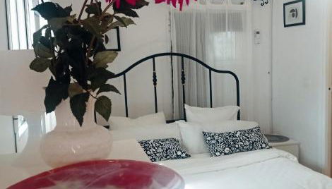 Estudio-Monoambiente para 2 personas en comunidad con piscina - Photo 5