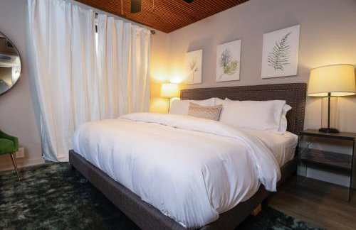 Elegant 2BR w Resort Courtyard in Central Dallas - Foto 10