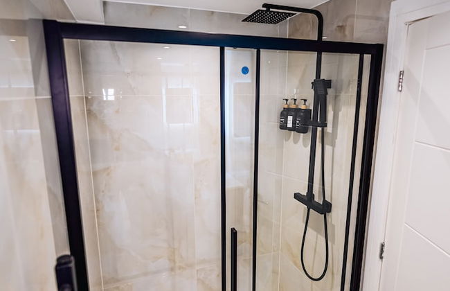 Luxurious 3-Bedroom Oasis Manchester - Foto 29