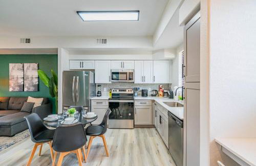 Trendy 1BD Walk to Westgate Pool Gym WD - Foto 20