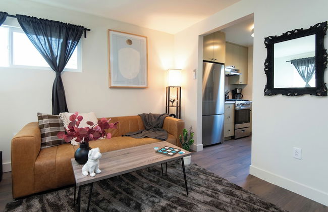 Stunning Studio Near DTLA - Photo 3