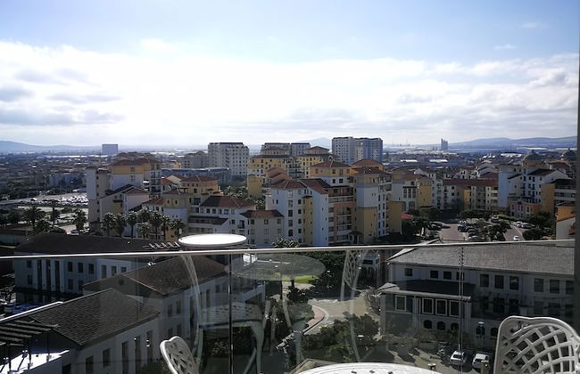 Island Letting-Crystal towers - Photo 20