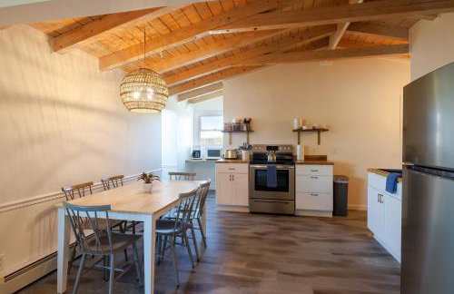 Top Floor Condo w/ Ocean Views [Admirals Quarters] - Foto 5
