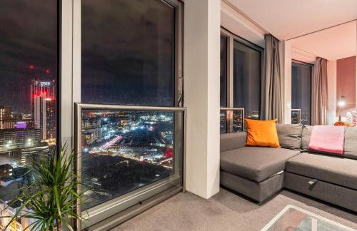 #25 World Famous Rotunda 18th floor skyline views - Near Bullring - Sleeps 4 - "Perfect for contractors and families" - Foto 16
