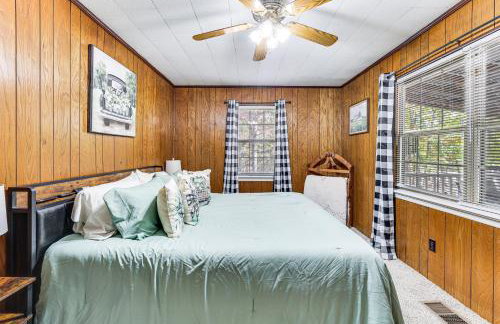 Families Welcome! Home with Fire Pit in Soddy-Daisy - Foto 11