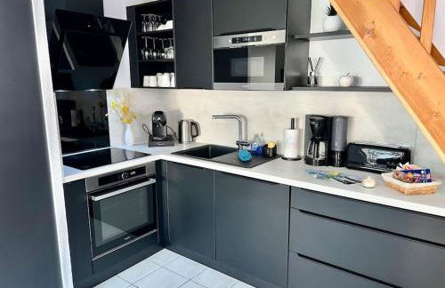 Perle Beach, Petite maison située en bord de plage, piscine. - Foto 5