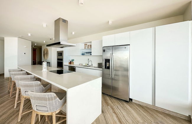 3BR Ground Floor Condo With Direct Pool Access - Foto 21