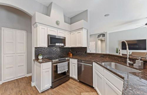 Beautiful Desert Oasis Villa with Pool - Foto 24