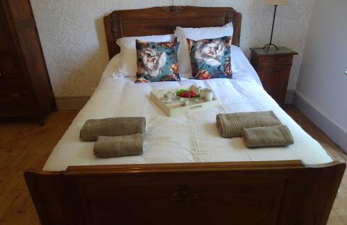 Domaine avec piscine à Milhac dans le Lot 4 étoiles 2 gîtes - Foto 18