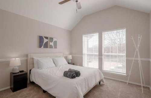 Pearl White Dream Home With Private Pool & Theatre - Foto 34