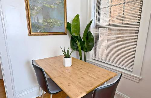 Perfectly Located 1-Bedroom Unit - Hinman D2 - Foto 3