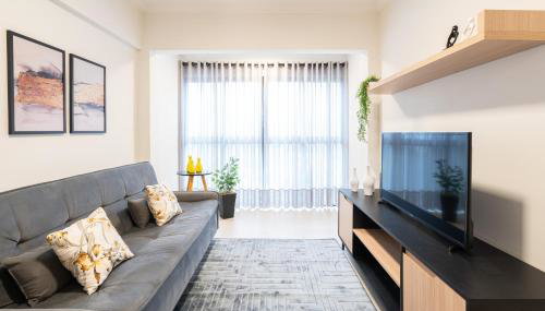 Localização Central! A 450 metros da Vila Germânica Loft com Piscina, Ar-Condicionado, Wi-Fi, Cozinha completa, Garagem Privativa, Espaço Zen, Academia, Sauna, e Mercadinho 24h - Foto 3