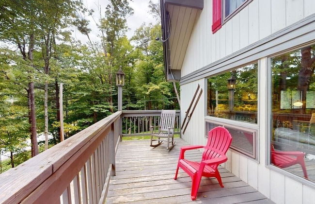 Treehouse Home Brought to you by GetAway Vacations - Photo 58