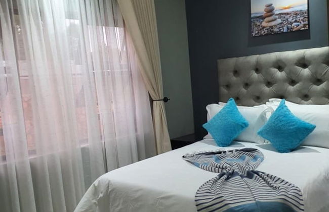 Posh 3 Bed Guesthouse in Hillside With Pool - 2039 - Foto 13